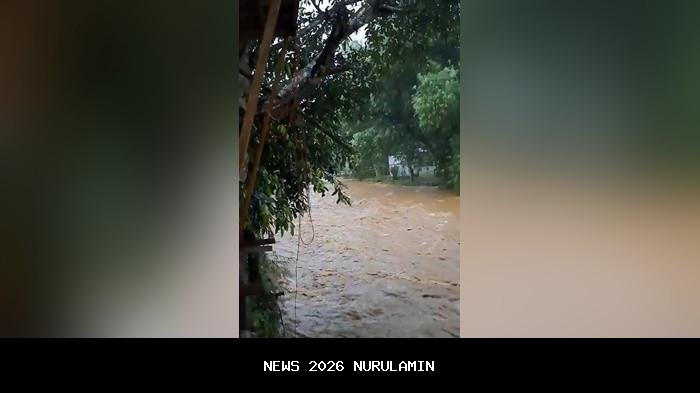 HSS Diguyur Hujan, Debit Sungai Loksado Naik 2 Meter