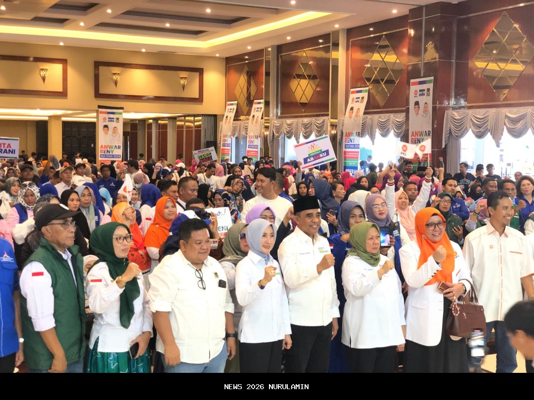 Serahkan 19 Ambulans, Anwar Hafid Dorong Akses Kesehatan Mudah