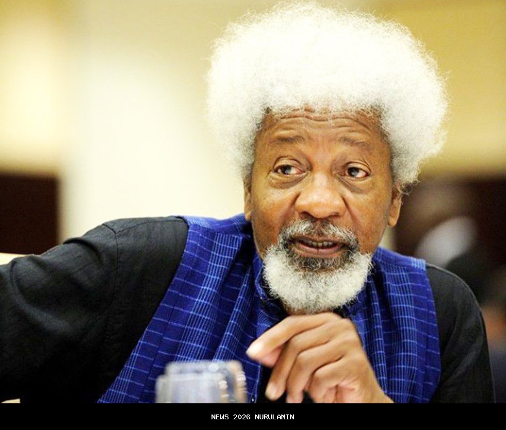 Redaktur berbicara tentang majalah yang didedikasikan untuk Wole Soyinka