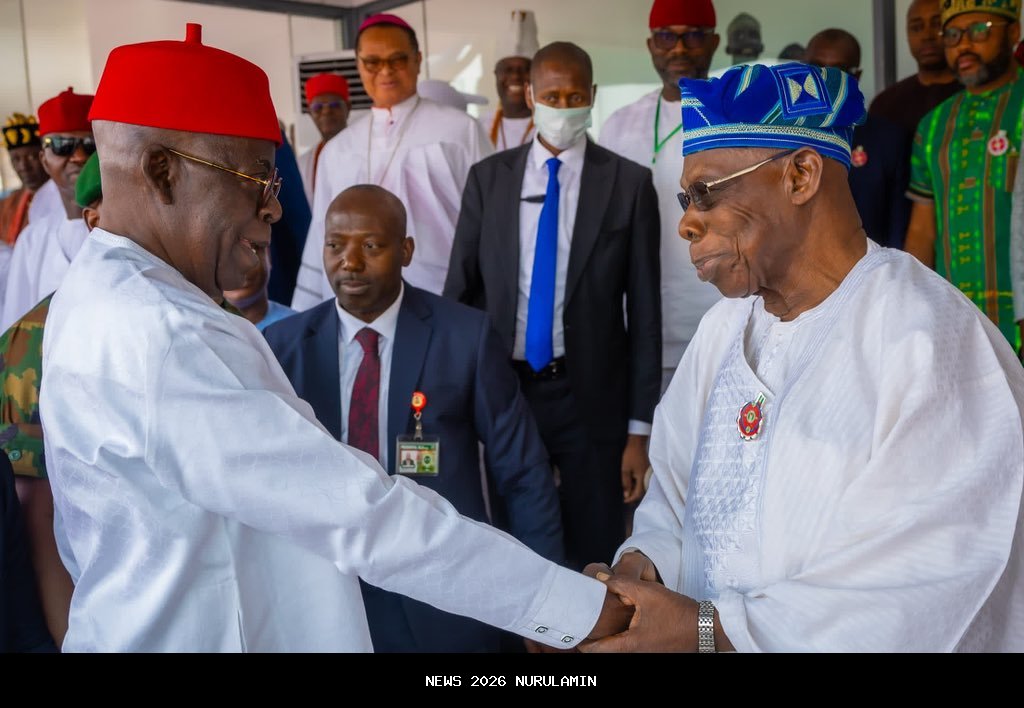 Tinubu, Obasanjo, memberikan penghormatan kepada mantan menteri Ogbeh