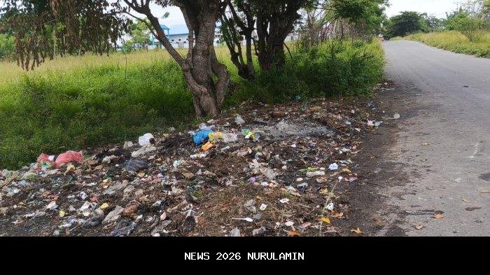 Simpang Lima Namlea Terendam Sampah, Meski Bukan TPS