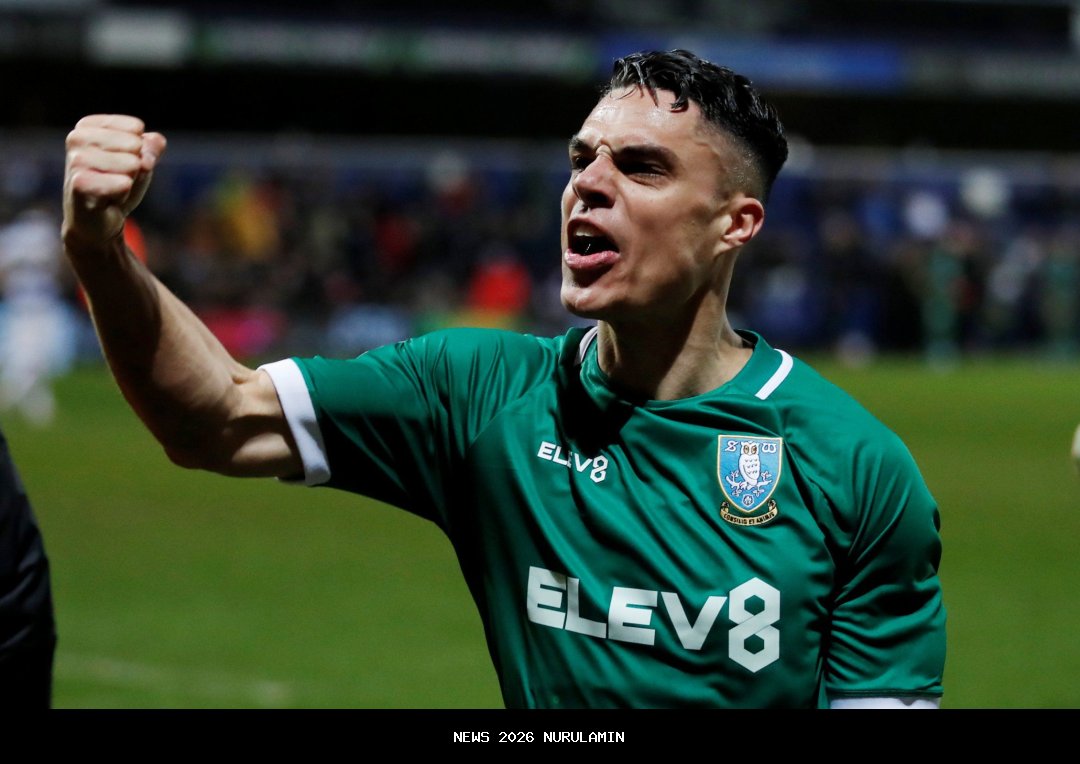 Joey Pelupessy Tertarik ke Persib? Netizen Heboh!