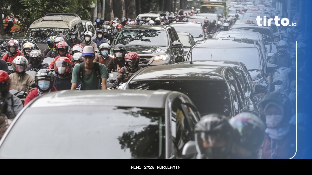 Pengemudi Bangladesh memilih udara untuk menghindari kemacetan lalu lintas