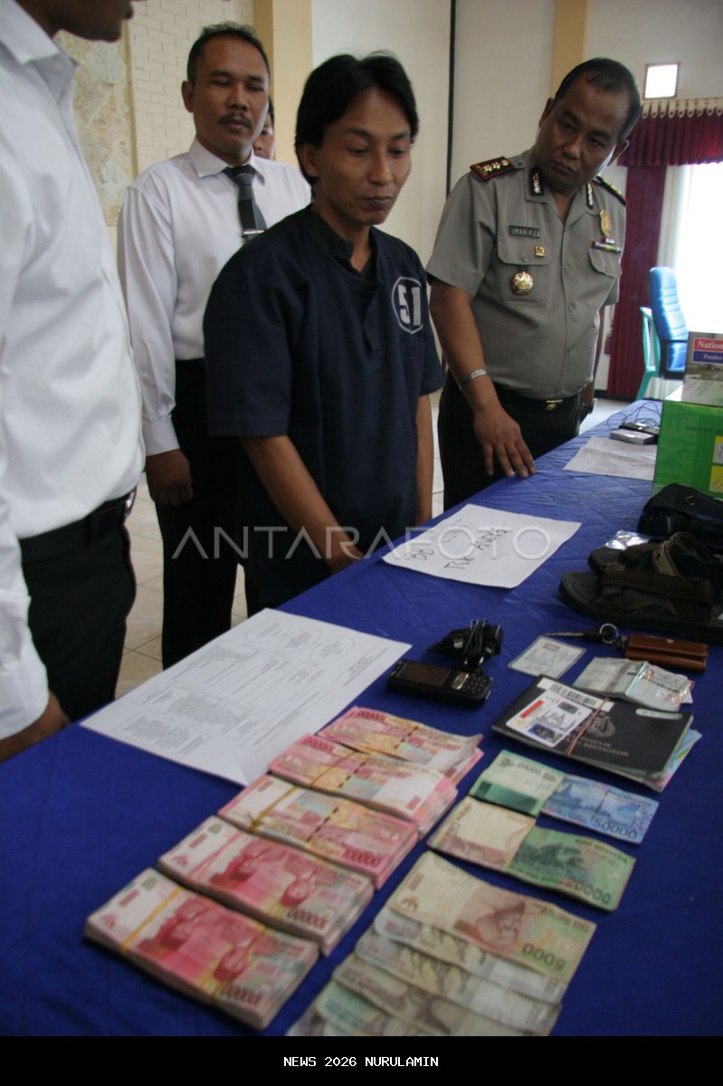 Warga Klender Jaktim Serang Pencuri di Rumah Kosong, Temukan Belasan Gram Emas