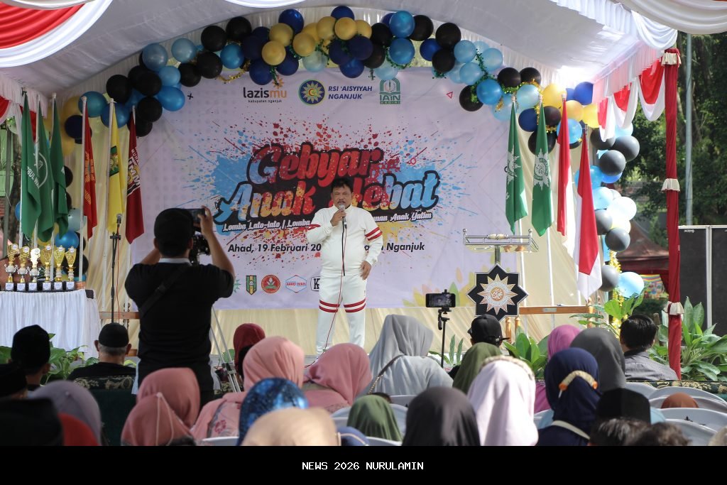 Hadiri Bazar UMKM TP PKK, Bupati Nganjuk Kang Marhaen: Jadi Penggerak UMKM