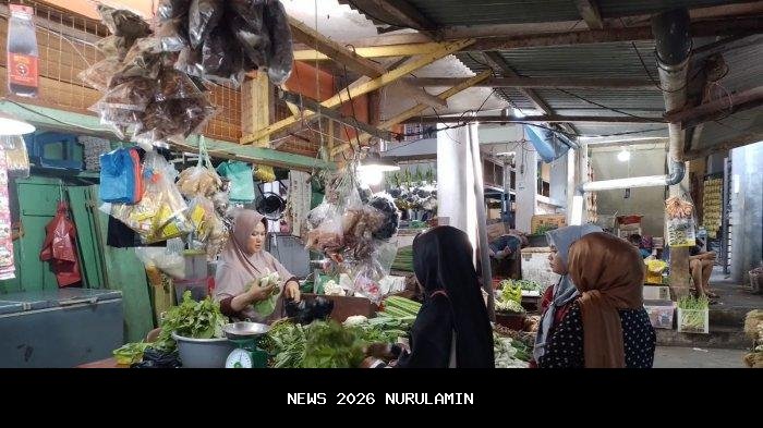 Pasar Tarempa Barat Anambas Sepi, Banyak Lapak Pedagang Tutup