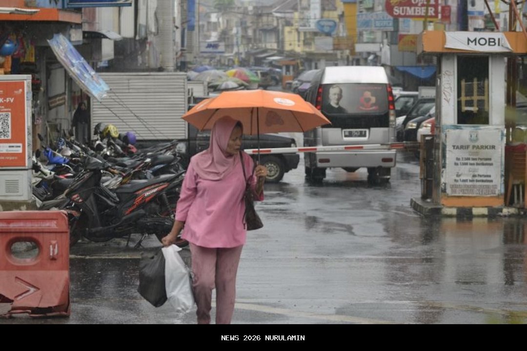 Prakiraan Cuaca Hari Ini: Hujan Mengguyur Sebagian Besar Wilayah Indonesia