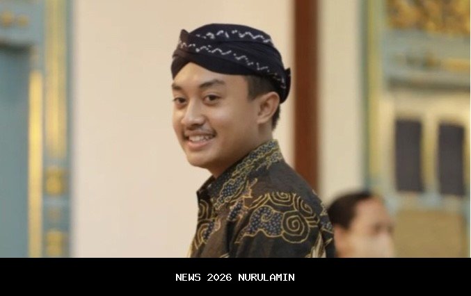 Jadi Raja Termuda! Ini Jejak Karier KGPAA Hamangkunegoro yang Viral