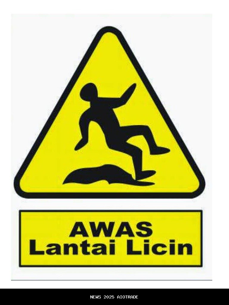 Awas Viral, Persaingan Sungai Jombang Sengit, Api Kemerdekaan Berkobar di Perahu Galon