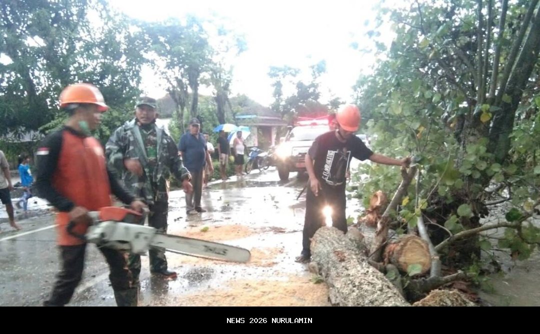 Empat Titik Longsor Porak Porandakan Tiga Kecamatan, Kerugian Capai Rp35 Juta