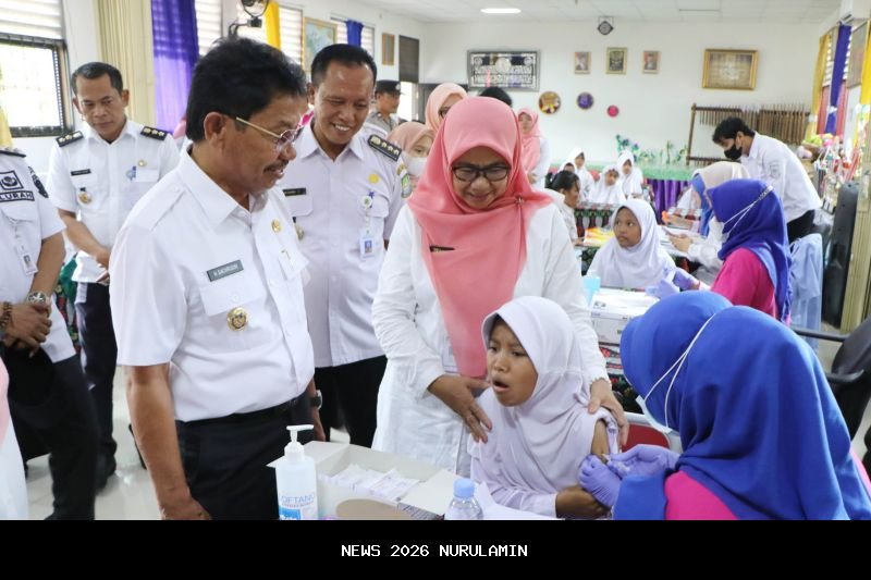 Bupati Tangerang Janjikan Perlindungan Anak dari Polio Melalui Vaksinasi