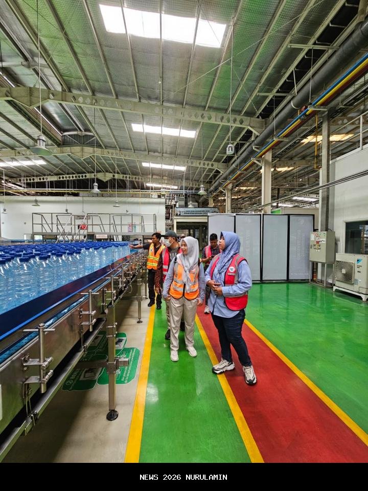 Pabrik Aqua di Subang Dikunjungi Gubernur, Soroti Penggunaan Air Sumur Bor Dalam