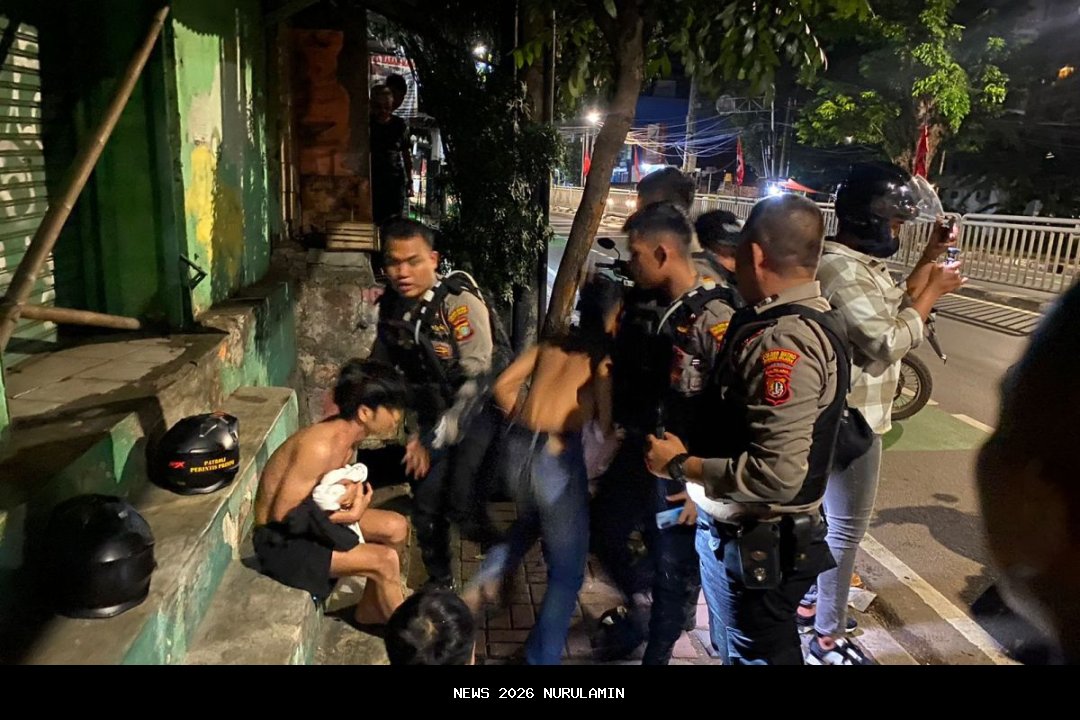 Empat Remaja Diamankan Saat Bawa Senjata Tajam di Malam Hari