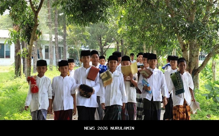 Khutbah Jumat 24 Oktober 2025: Peran Santri dalam Tanggung Jawab Intelektual Muslim