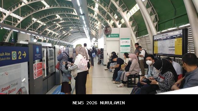 Ketika LRT Jabodebek Macet, Penumpang Kehilangan Pekerjaan hingga Pengantin Panik