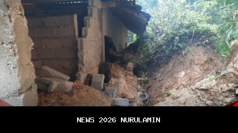 Detik-detik Dinding Rumah Jebol Akibat Longsor di Selogiri Kebumen