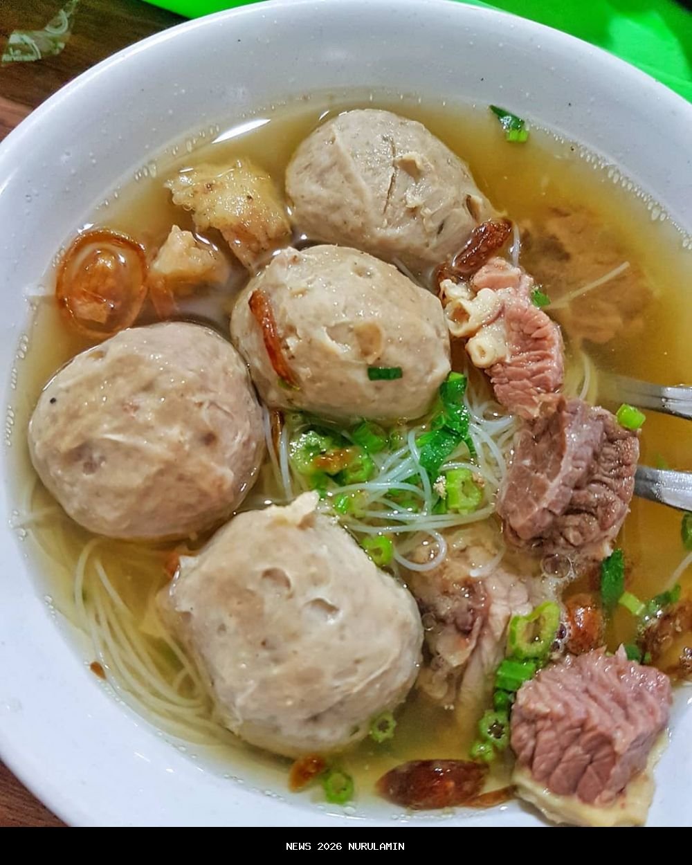 5 Bakso Paling Legendaris di Jakarta dan Cerita Unik Burger 'Limited' Pasar Baru
