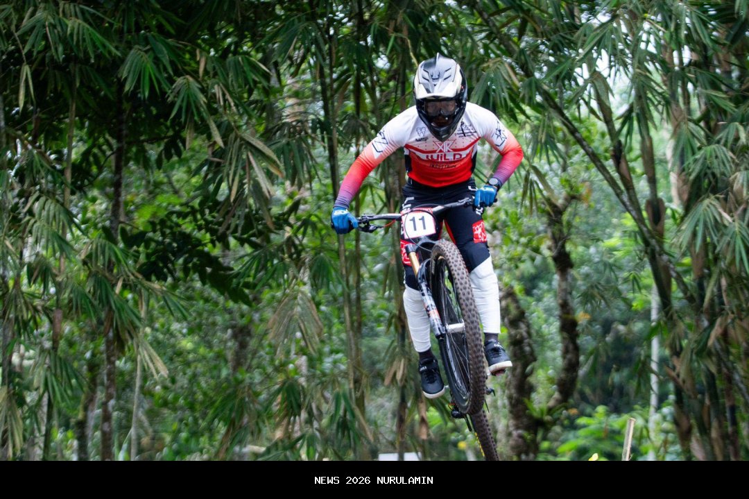 Perjuangan Rendy Varera, Atlet Balap Sepeda Kediri yang Jual Mobil untuk Emas SEA Games 2025