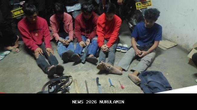 Bawa Pisau dan Petasan, 2 Kelompok Warga Berkelahi di Jalan Saharjo Tebet Jaksel