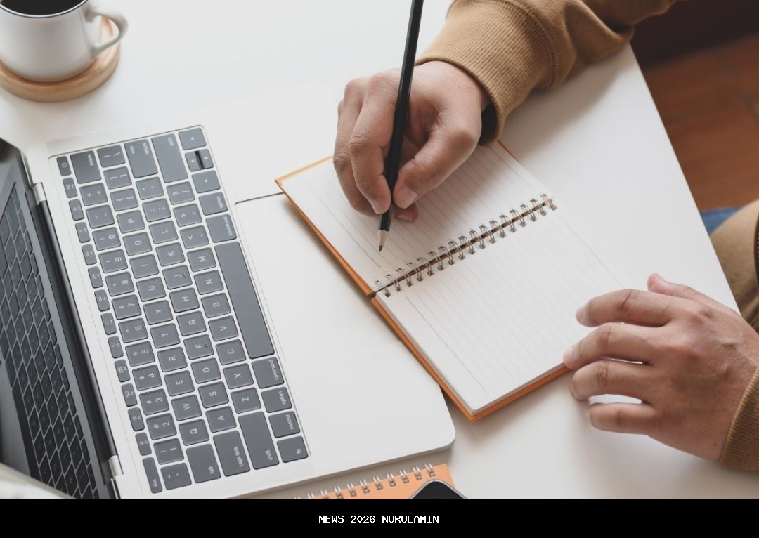 Menulis Jadi Mesin Cuan: Bisnis Pintar dengan Pikiran!