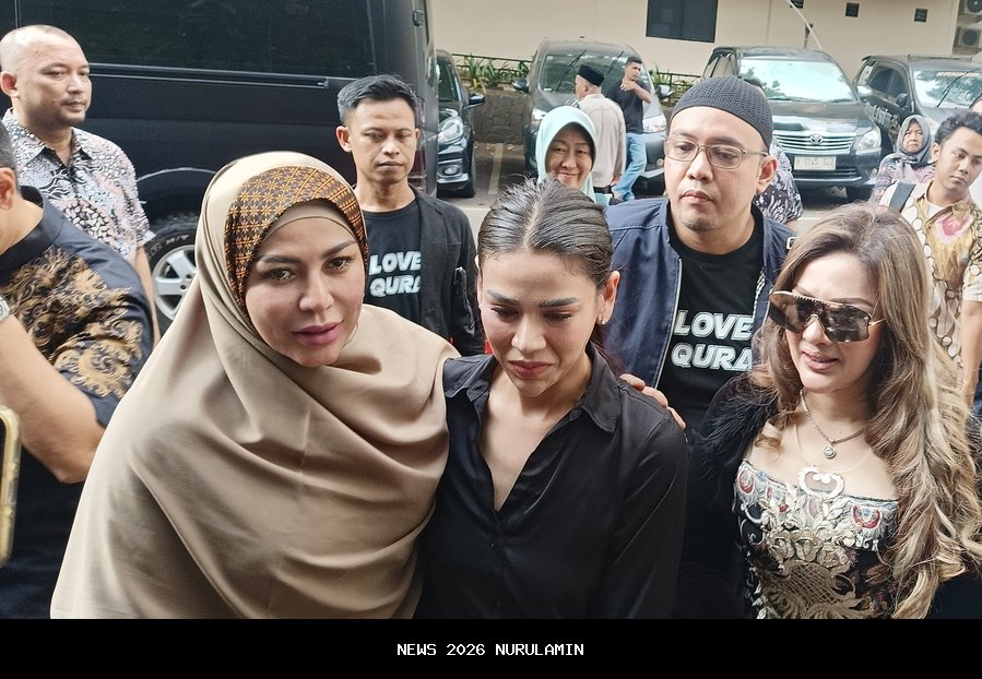Selebgram Jule Akui Selingkuh, Minta Netizen Hentikan Serangan ke Keluarga