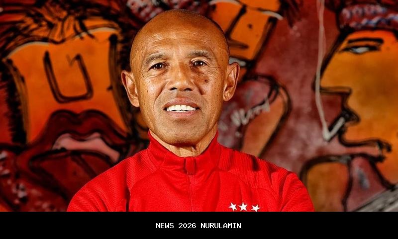 Simon Tahamata Beri Kode Frank de Boer dan Shota Arveladze ke Timnas Indonesia?