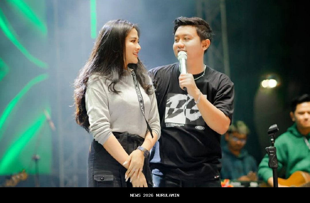 Undang Bella Bonita, Denny Caknan Kenang Didi Kempot di Bank Jatim Jazz Traffic Festival 2025