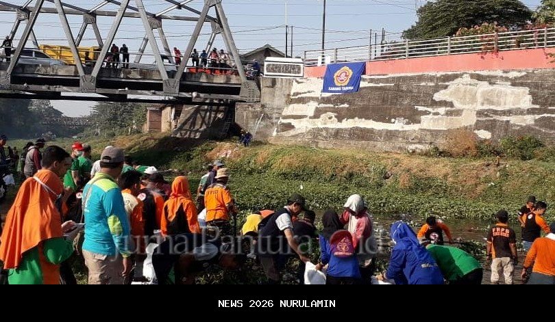 Bupati Garut Pimpin Aksi Bersih Sampah, Kebersihan Jadi Tanggung Jawab Bersama