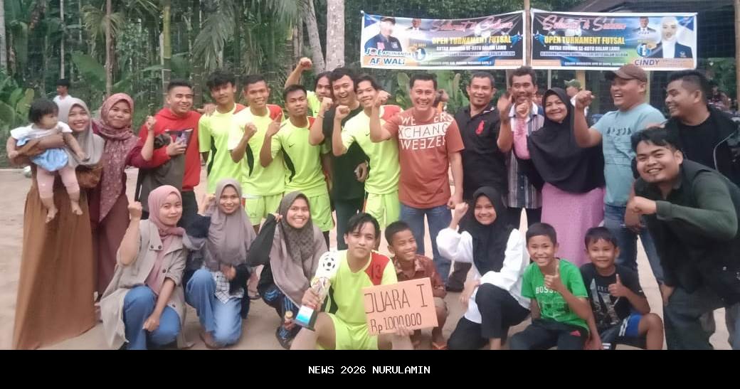 Lita Mahfud Kembangkan Pemuda Melalui Turnamen Futsal NasDem Surabaya
