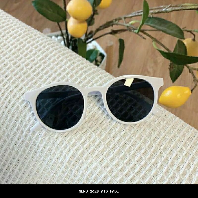 Artis Film Jual Kacamata Rp25 Ribu di TikTok, Ekonomi 2025 Terpuruk