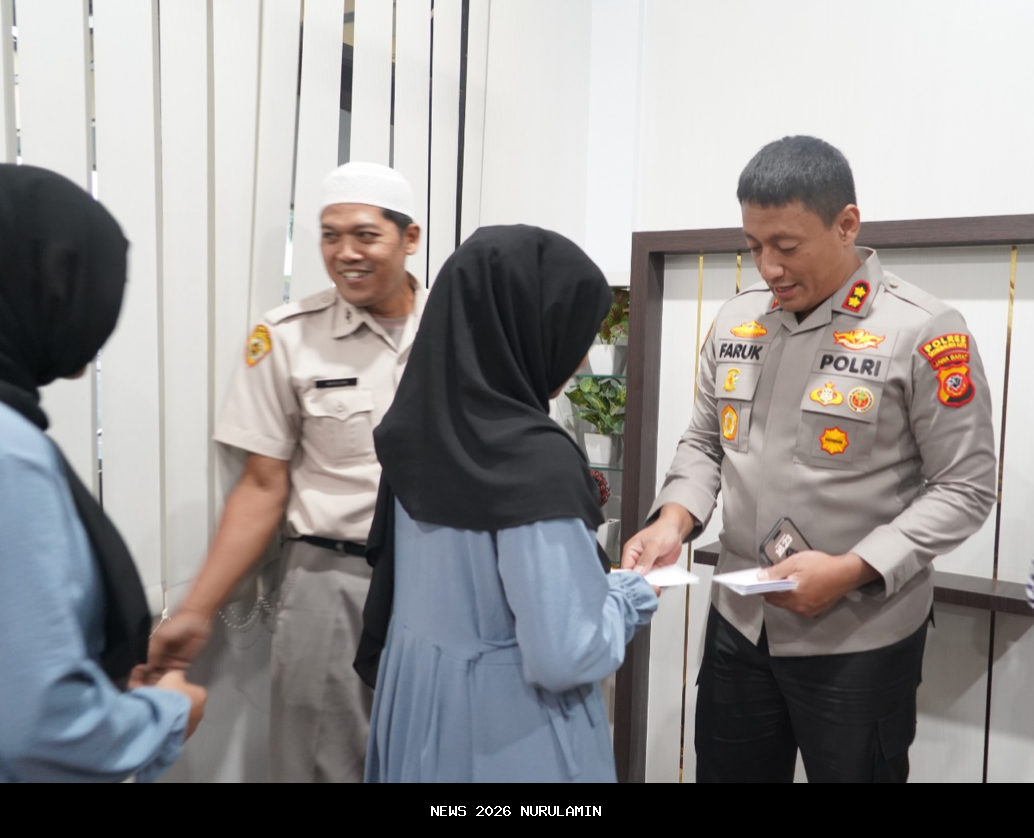 Bantu 50 Anak Yatim, Polres Tasikmalaya Berbagi Kebahagiaan di HUT ke-74 Humas Polri