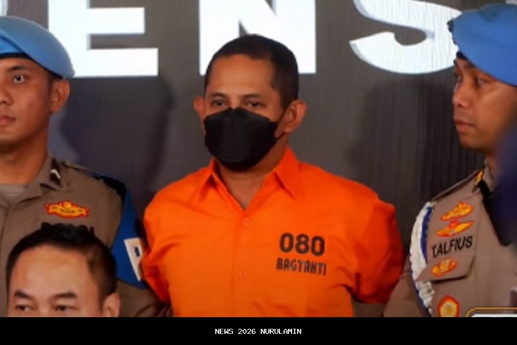 Hakim Umumkan Vonis Eks Kapolres Ngada AKBP Fajar Lukman Hari Ini