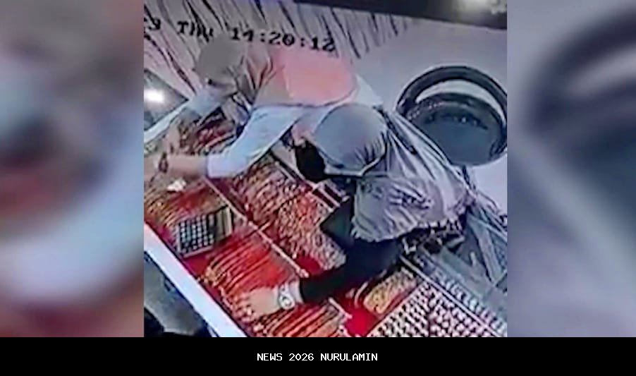 Dua Wanita Curi Emas 15 Gram di Lumajang, Ini Cara Mereka