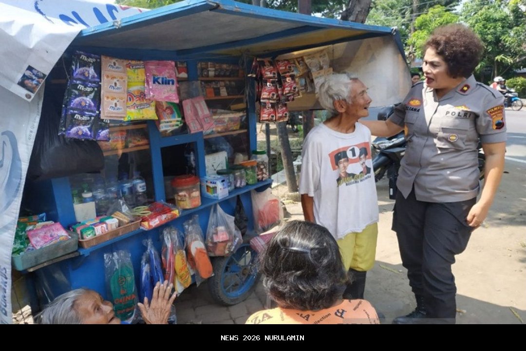 Ratusan Tas dan Sandal Eiger Palsu Beredar di Pasar Kliwon Solo, Diduga Dibuat di Jawa Timur