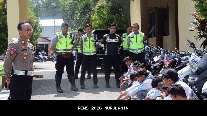 Polres Tuban Tindak 40 Remaja Pesilat Konvoi Ugal-ugalan, Denda Dorong Motor 1,2 KM