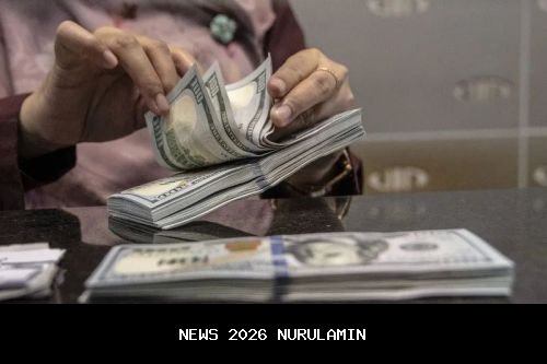Rupiah Melemah ke Rp16.700 per Dolar Pagi Ini