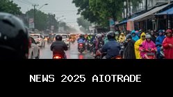 Tips Astra Motor Jateng: Ancaman Hujan Tiba-tiba Saat Musim Kemarau bagi Pengendara Motor