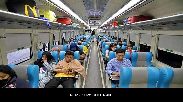Naik Kereta Api, Bolehkah Duduk di Kursi Lain? Aturan KAI 2025