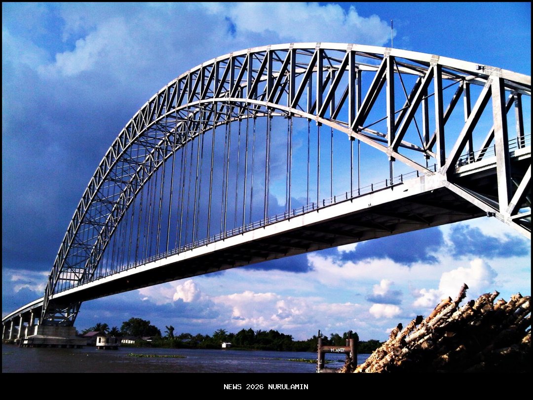 Jembatan Cikaleho Ambruk, Jalan Nasional Terancam Putus