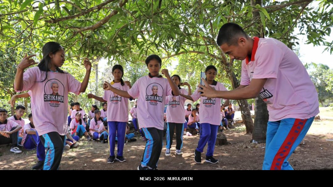 Dea Lestari dan Srikandi Merah Putih Dihiasi Tarian "Neng Rona" di Lapas Perempuan Tangerang