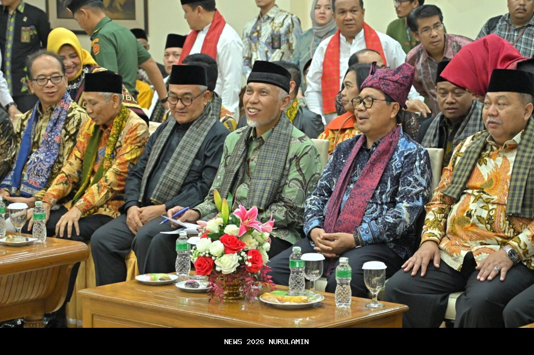 Gubernur Mahyeldi Dapat Bantuan Rp500 Juta dan 10 Ton Beras untuk Tanggap Darurat Sumbar