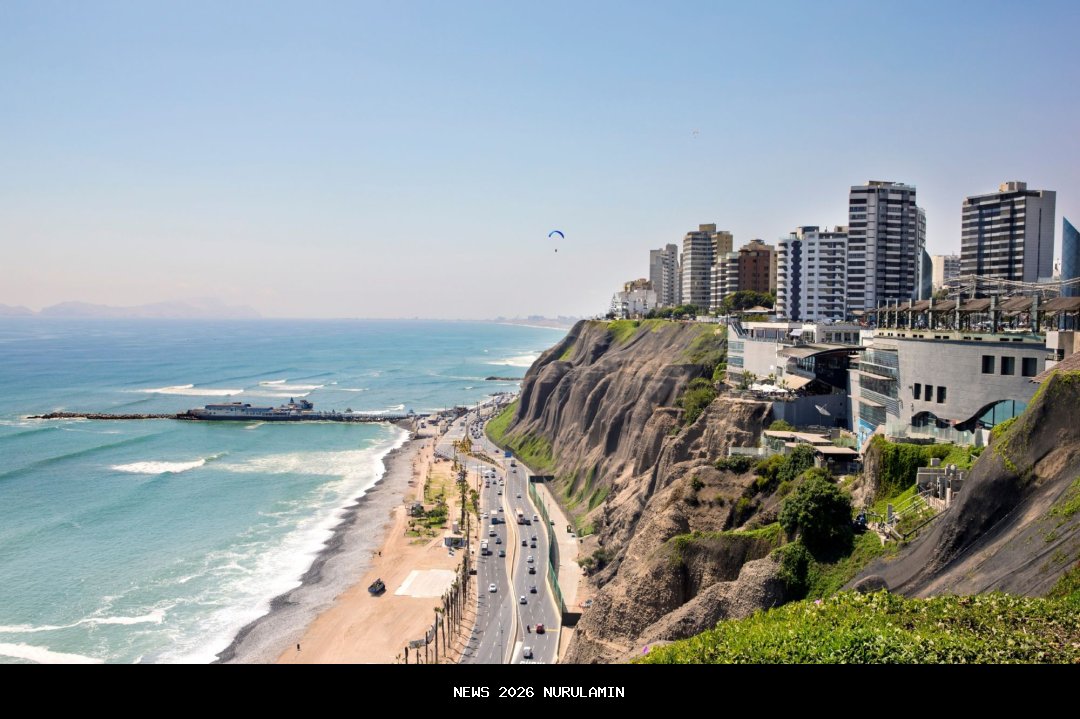 Lima Sepatu Futsal Lokal Terbaik dengan Harga Terjangkau dan Kualitas Unggul