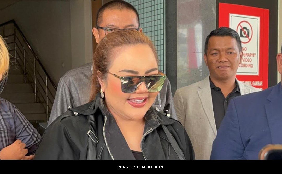 Lisa Mariana Diperiksa Lima Jam di Bareskrim, Usi Jadi Tersangka