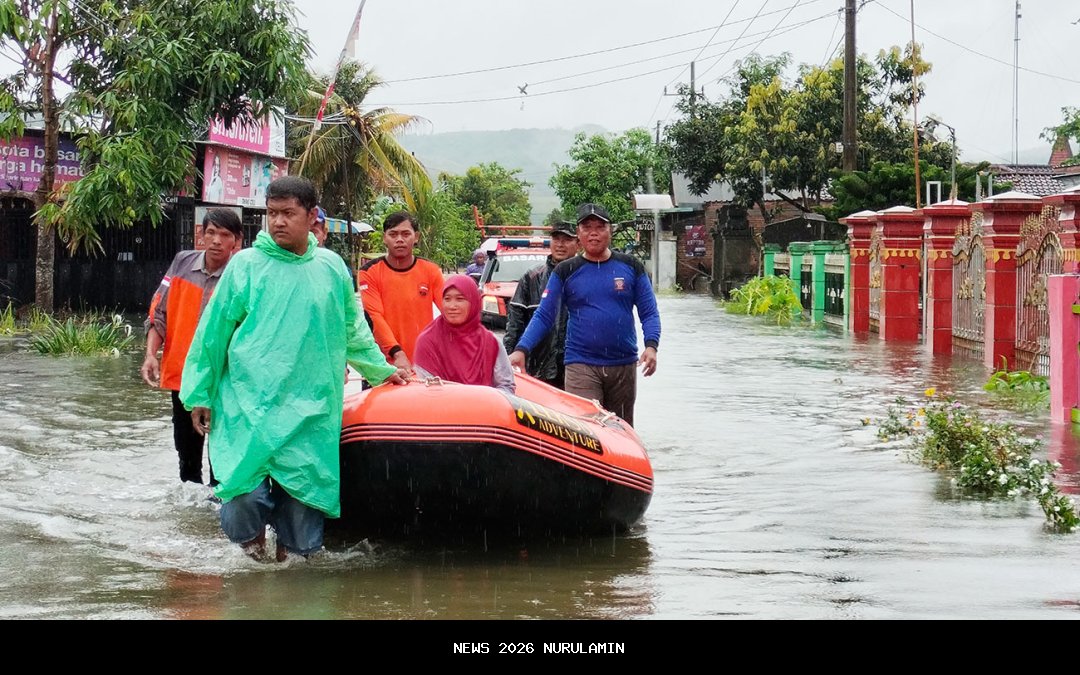 Banjir Dahsyat Mengguyur Tolitoli, Warga Dievakuasi Tengah Hujan Deras