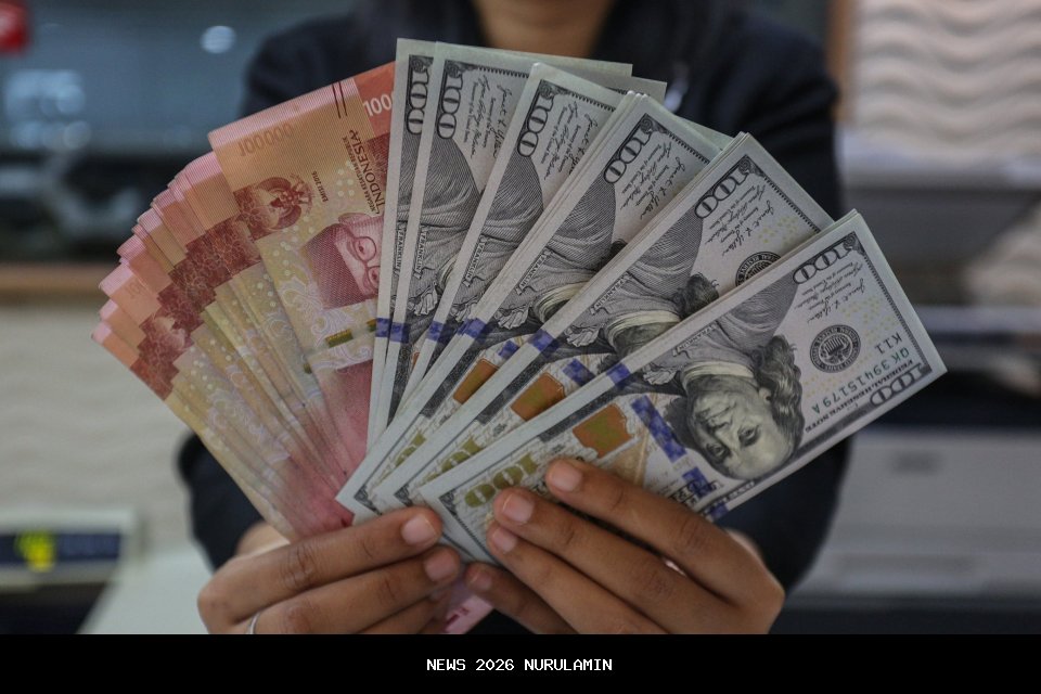 Rupiah Tidak Bisa Bangkit, Tutup di Level Rp16.688 per Dolar AS