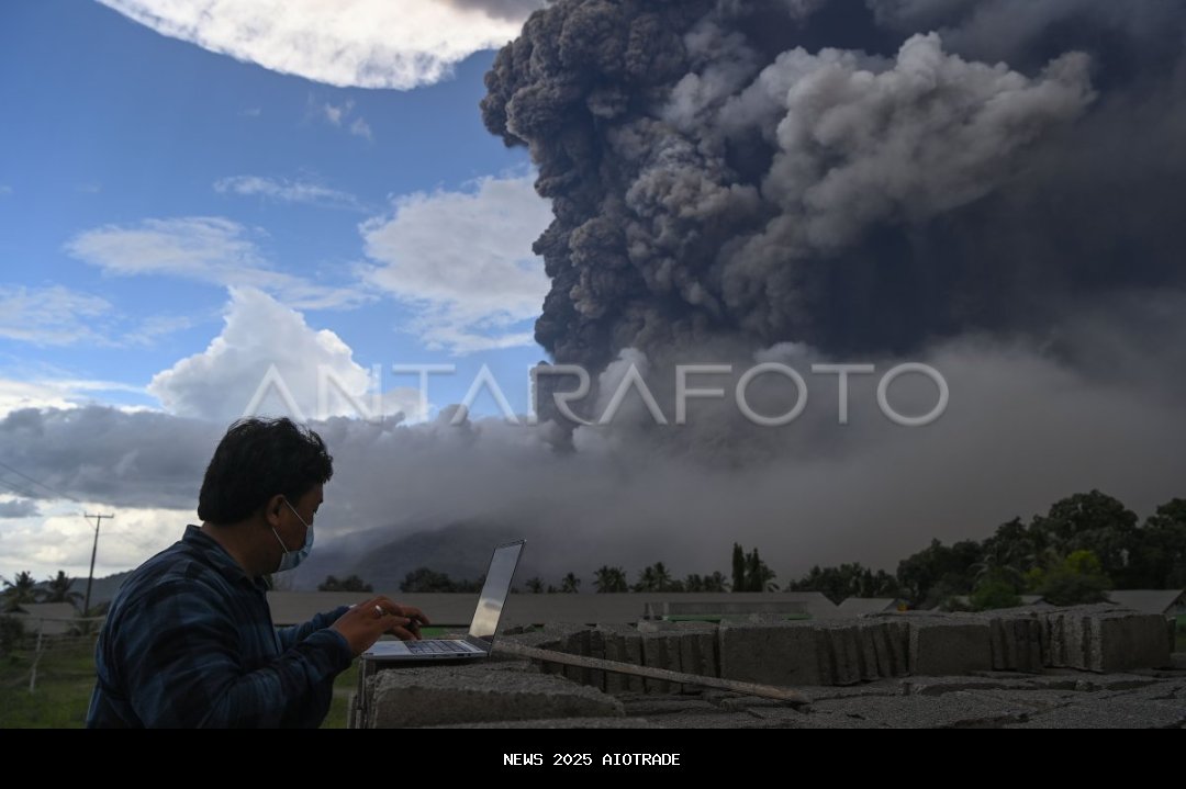 Suplai Baru di Tubuh Gunung Lewotobi, Ancaman Erupsi Eksplosif Meningkat
