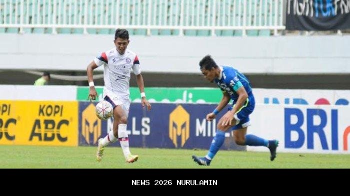 Meski Kalahkan Arema, Pelatih Persib Minta Pemain Belajar dari Lawan