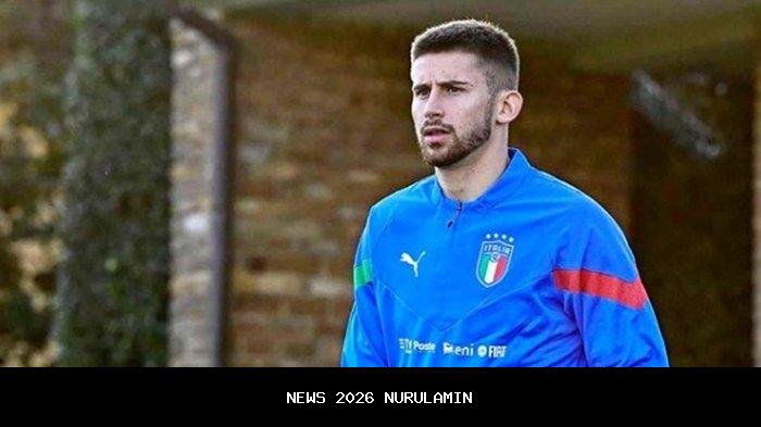 AC Milan Gantikan Mike Maignan dengan Kiper Timnas Jepang