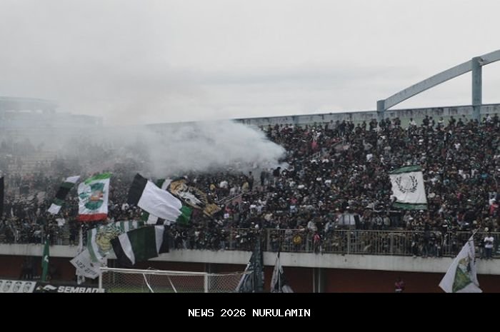 Sindiran LA Mania Kepada Slemania dan BCS Usai Persela Kalahkan PSS