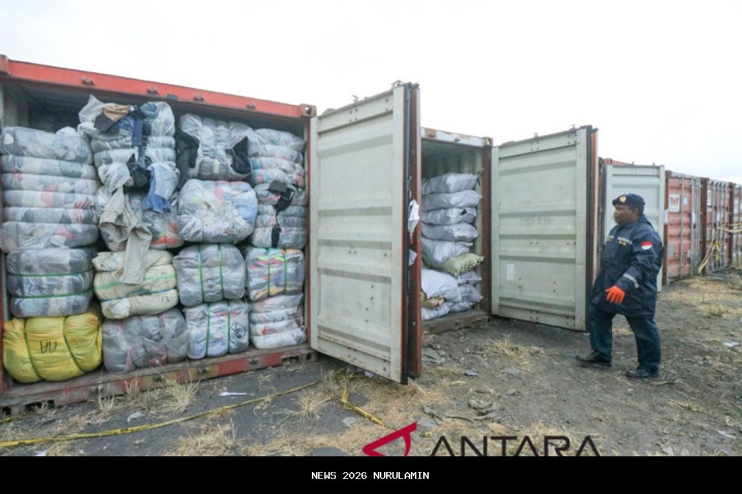BC Dumai Terus Pantau dan Tindak Penyelundupan Pakaian Bekas